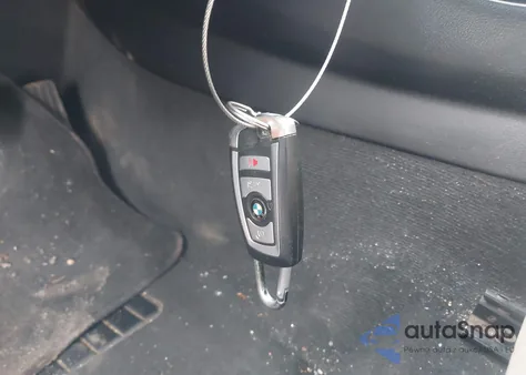 2016 BMW X4 xDrive28I z USA, uszkodzony, nr VIN 5UXXW3C5XG0R22709